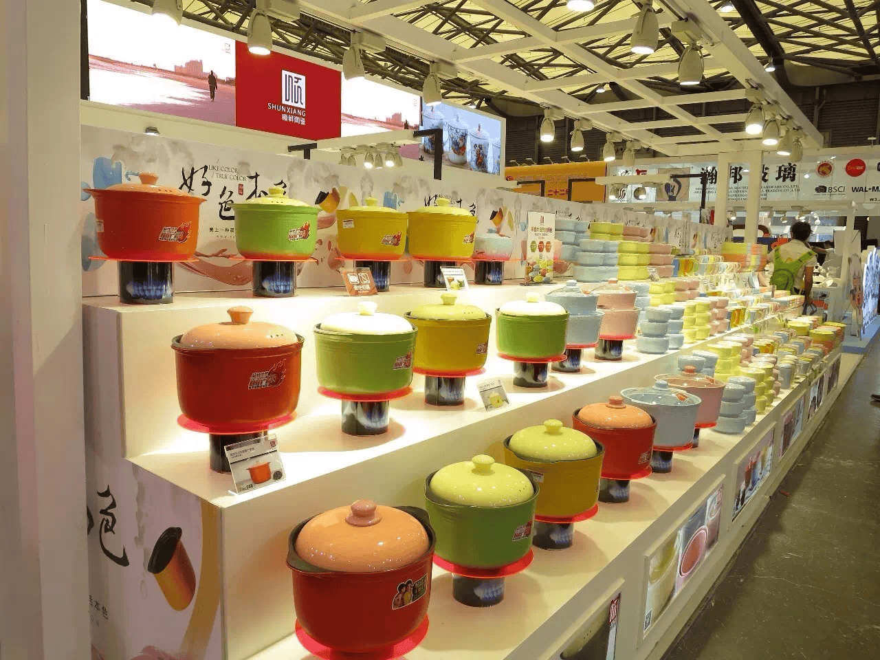 日用陶瓷猫小咪系列展示